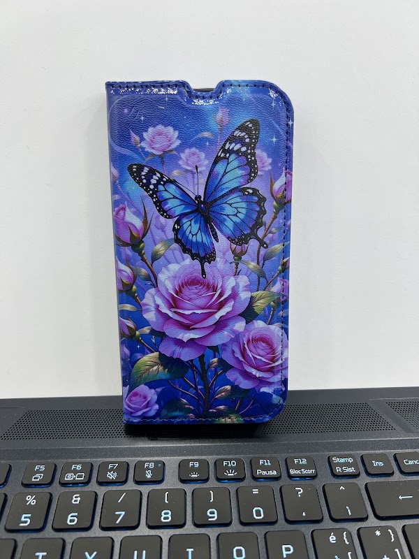 Cover personalizzata realizzata da Heyphone a Varese