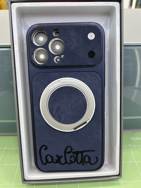 Cover personalizzata realizzata da Heyphone a Varese